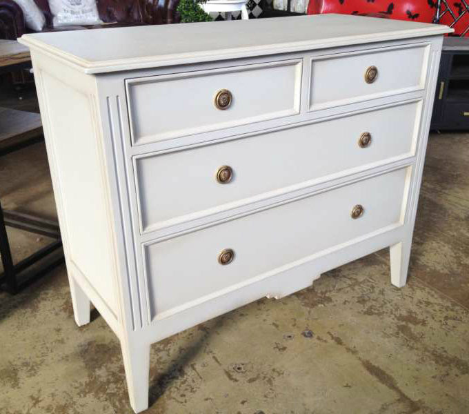 Peninsula 4 Drawer chest in grey