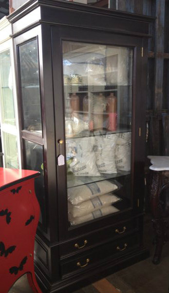 Peak Display Cabinet