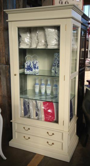 Peak Display Cabinet