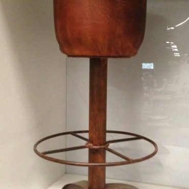 Kapoow Industrial Stool