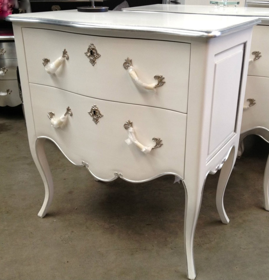 LXV Fontenvoy Commode