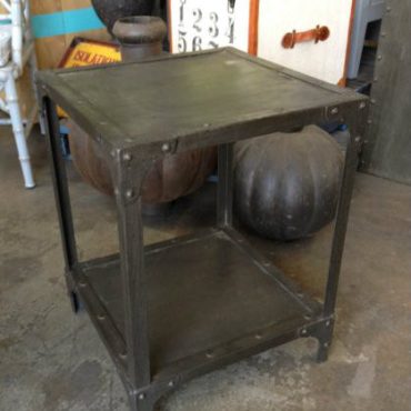 Forge Industrial Side / Lamp Table