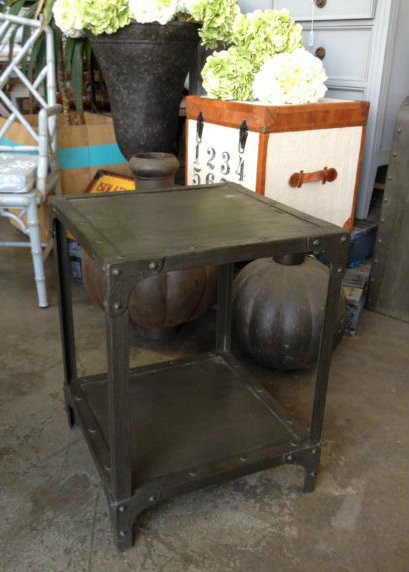 Forge Industrial Side / Lamp Table