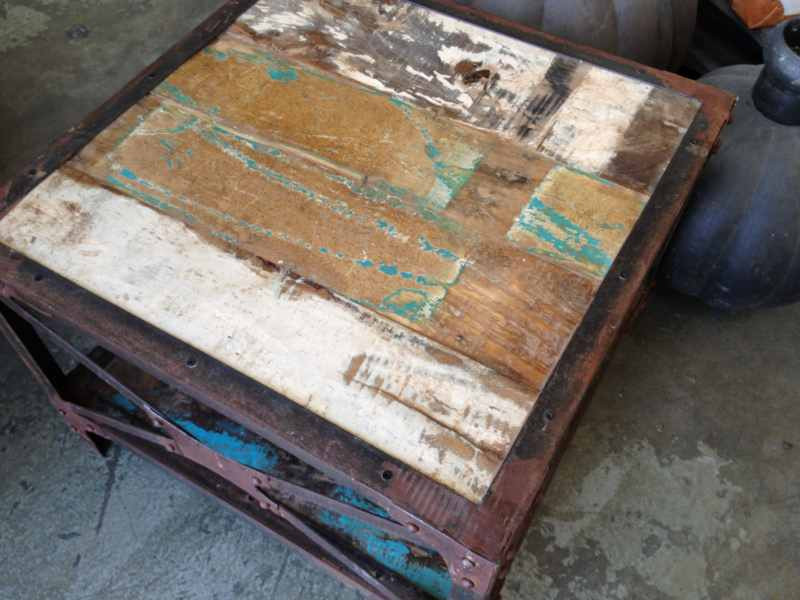 Knockout Industrial Rustic Lamp / Side Table