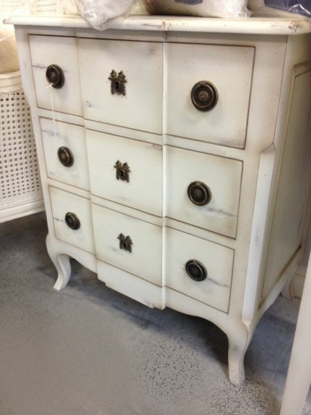 Anya Commode / Bedside