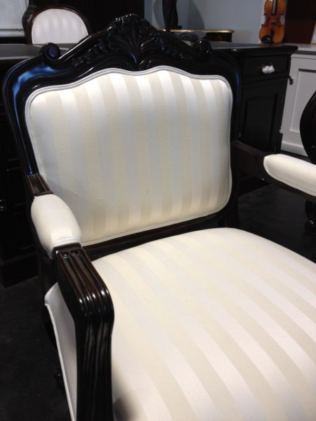 Mahogany Brown Bergere