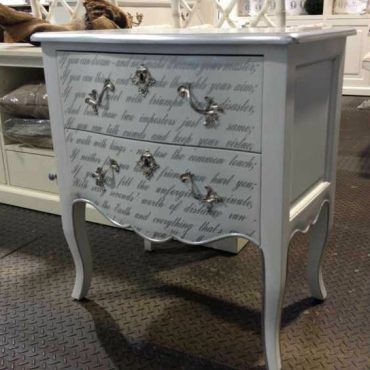 Fontenvoy Bedside Commode