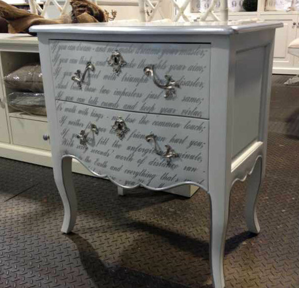 Fontenvoy Bedside Commode