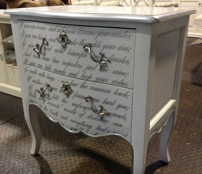 Fontenvoy Bedside Commode