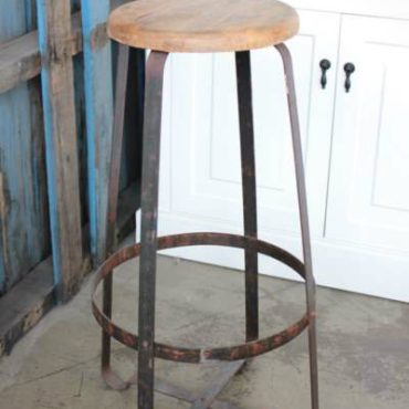 Rogue Industrial Stool
