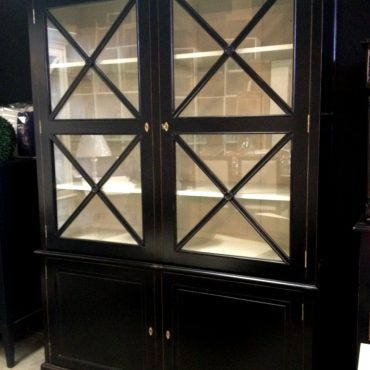 South Hamptons Wall Unit