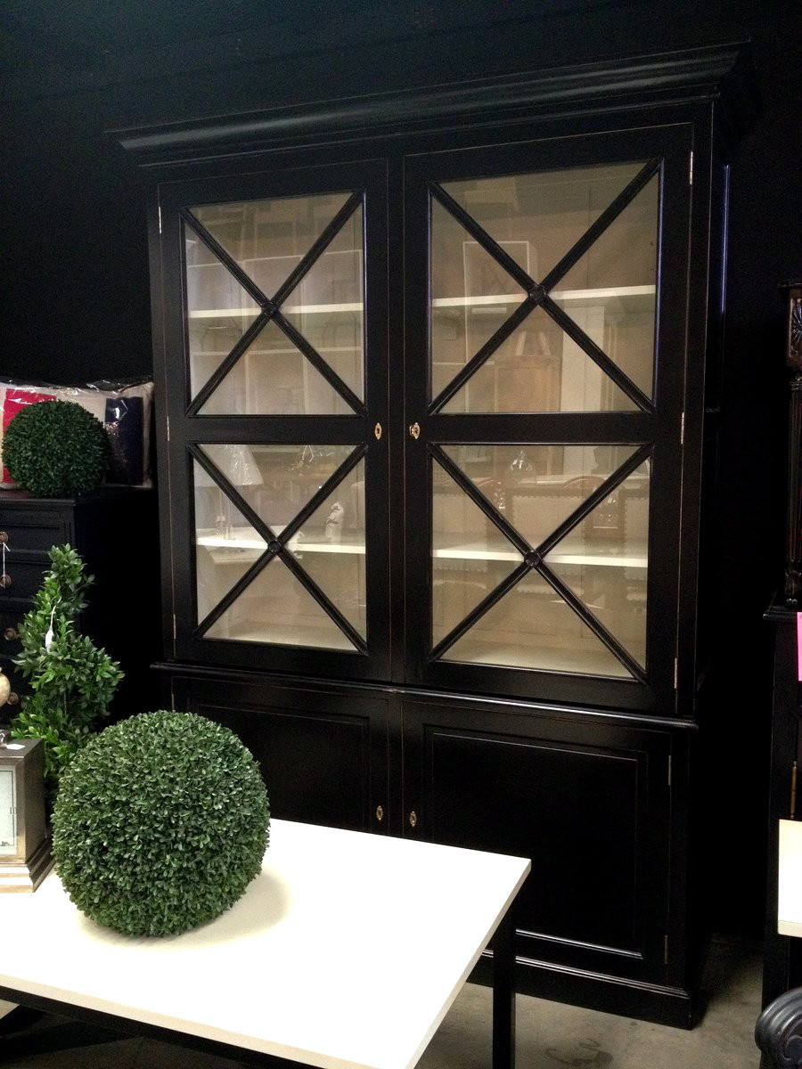 South Hamptons Wall Unit