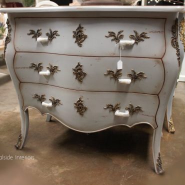 Bretigny Commode