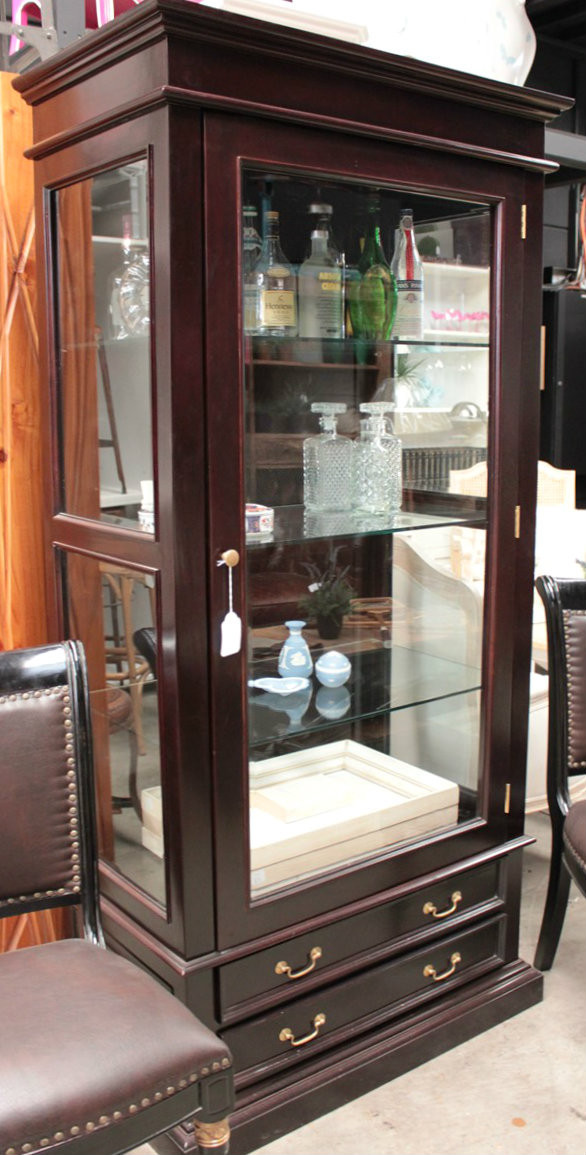 Peak Display Cabinet
