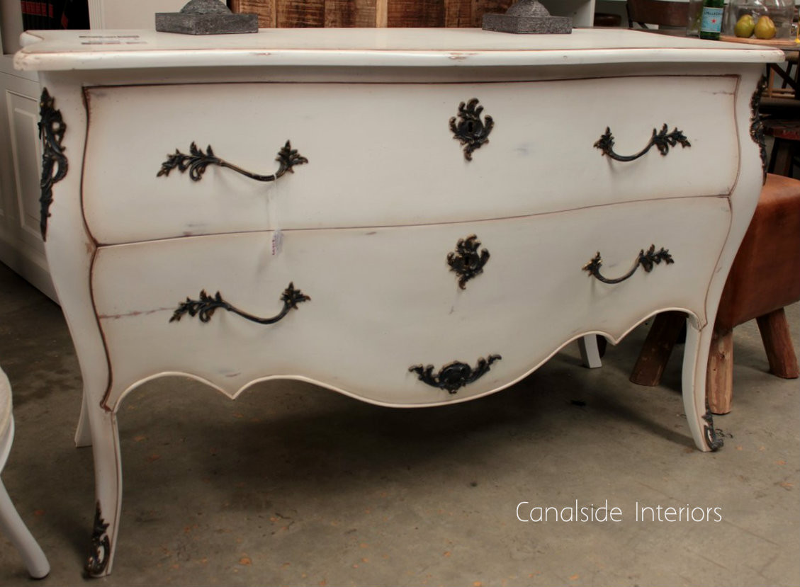 Piccini Commode in Distressed White