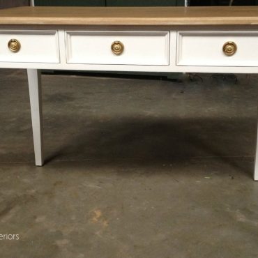 Peninsula Desk