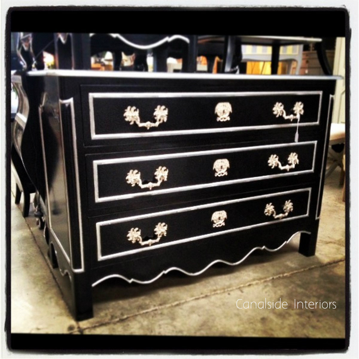 Couleur 3 Drawer Commode
