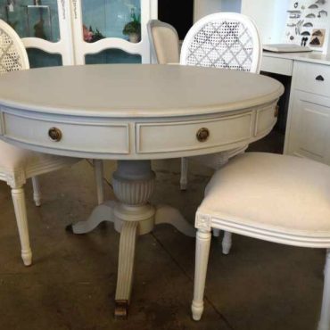 Cobble Hill Dining Table