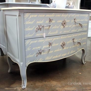 Cassis Commode