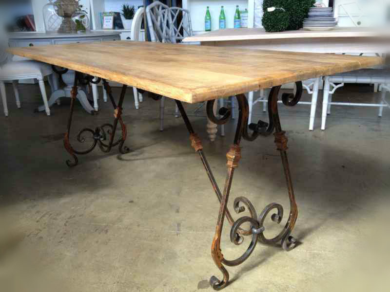 Alexandra Dining Table