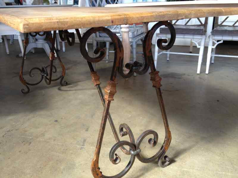 Alexandra Dining Table