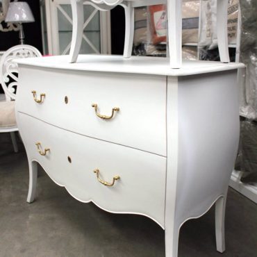 Appleby Commode
