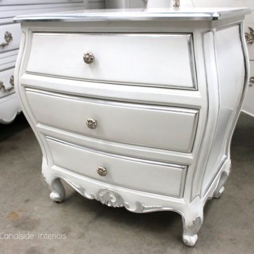 Couleur Medoc Bedside