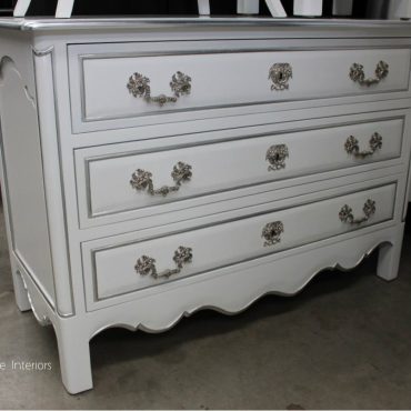 Couleur 3 Drawer Commode