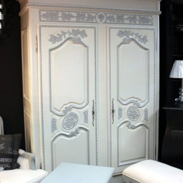Anthony Armoire