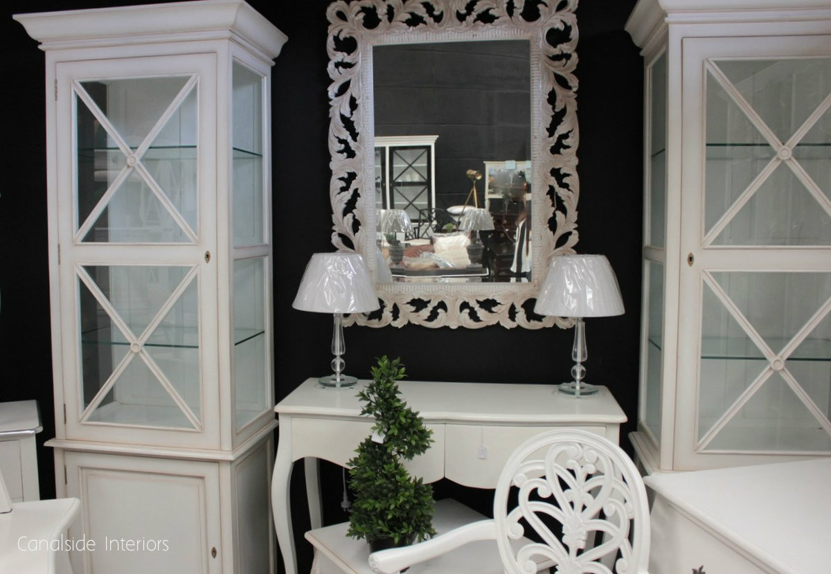 South Hamptons Display Unit - Small