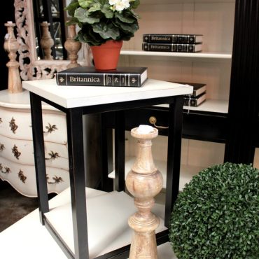 South Hamptons Side Table