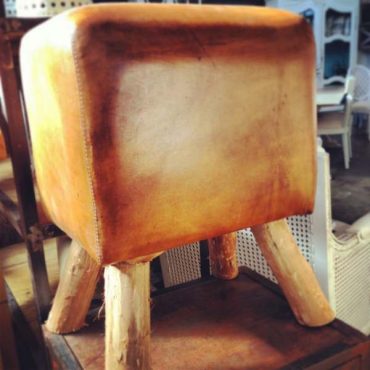 Saddle Stool II