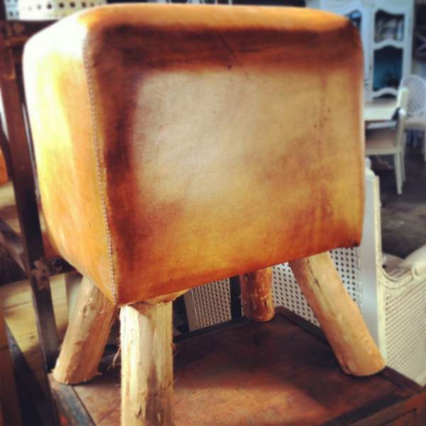 Saddle Stool II