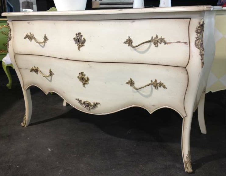 Piccini Commode in Distressed White