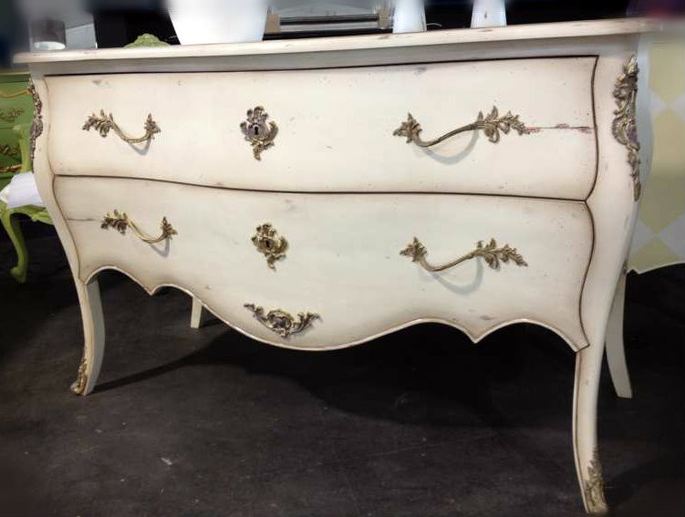 Piccini Commode in Distressed White