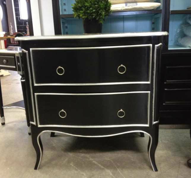 Frejus Commode