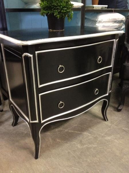 Frejus Commode