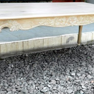 Laurent Dining Table