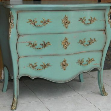 Bretigny Commode