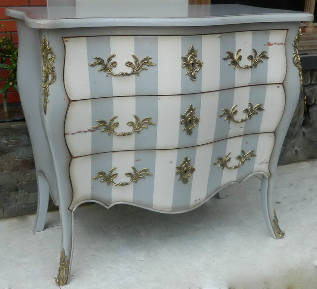 Bretigny Commode