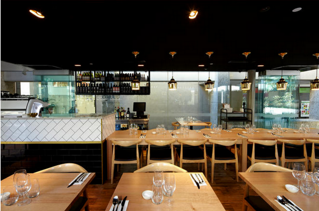 See Canalside Interiors' furniture at Panzerotti Bar
Images C/- panzerottibar.com | Photography: stevebrownphotography.com