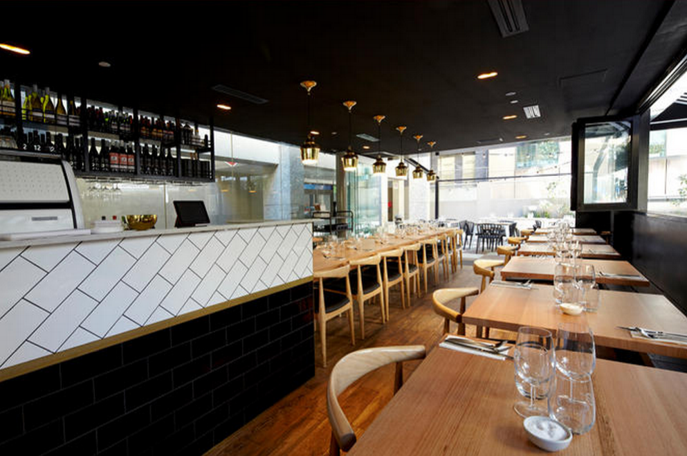 See Canalside Interiors' furniture at Panzerotti Bar
Images C/- panzerottibar.com | Photography: stevebrownphotography.com