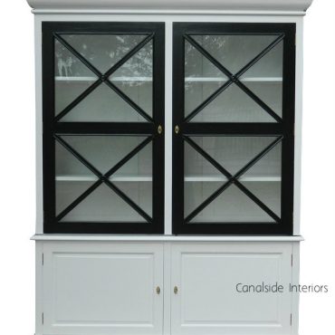 South Hamptons Wall Unit