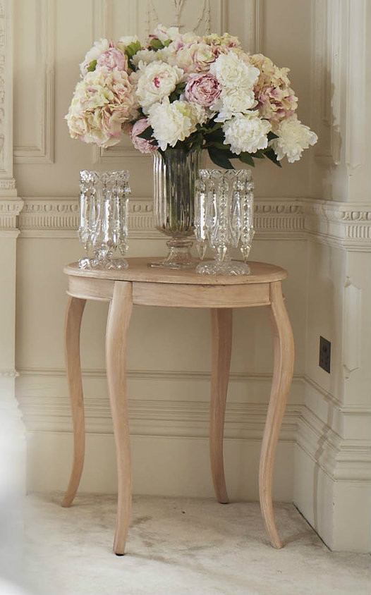 Antoinette Round Side Table
Image courtesy of sophiatolli.com